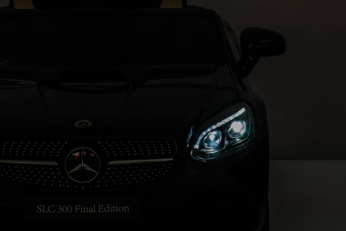 Masinuta Electrica, Mercedes-Benz SL Cabrio, Licenta Oficiala, Baterie Li-ION, 2-7 ani, Scaune din burete si îmbrăcate in piele