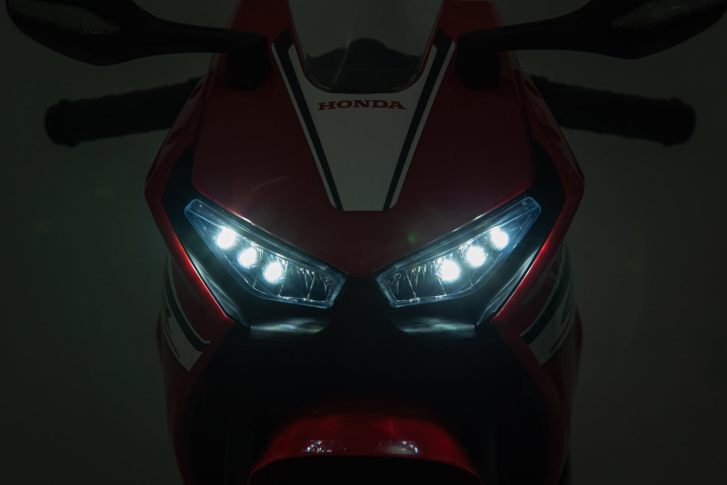 Motocicleta Electrica Honda Pentru Copii, Licenta Oficiala Honda, Baterie Li-ION, Roti Suport, 2 Culori