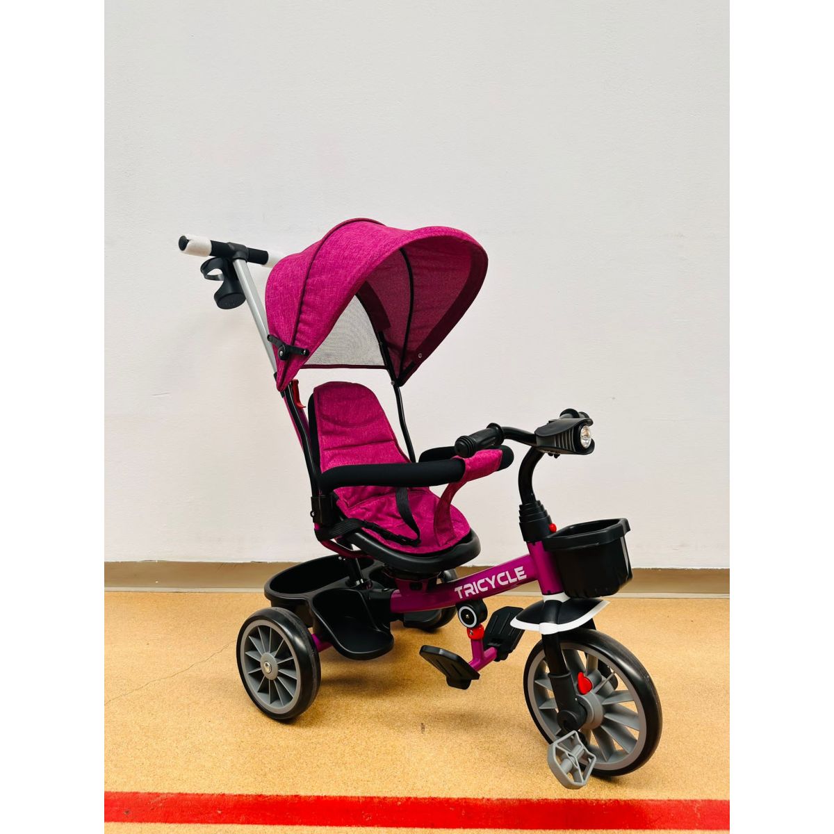 Tricicleta cu scaun rotativ, muzica si lumini,8 luni-4 ani