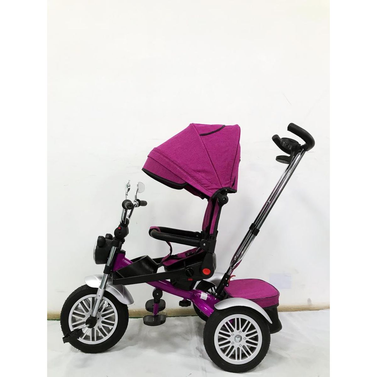 Triciclete tip motor cu scaun rotativ si pozitie de somn, 8 luni-3 ani