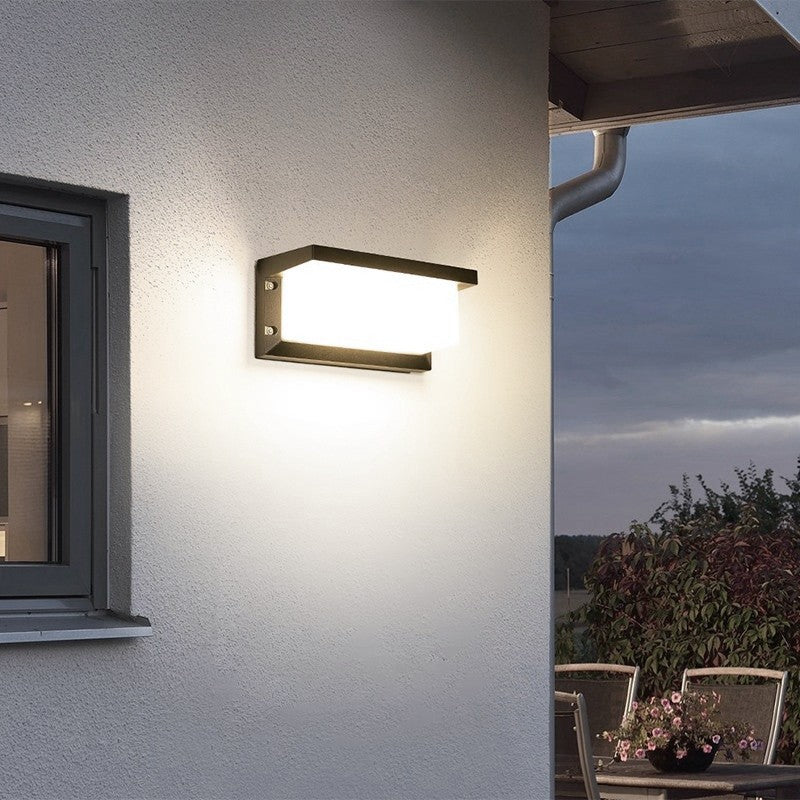 Aplica solara de exterior LED , 13,5x8cm , 150 lumeni , 60 LED uri, ip 65 , 3 trepte de lumina, senzor de lumina, forma de Arc , Lumina Alb Rece