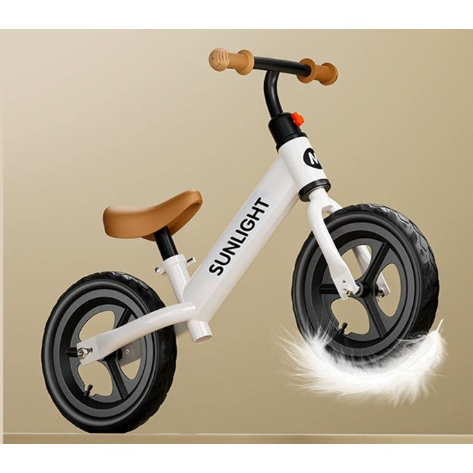 Bicicleta de Echilibru, Pentru Copii, Fara Pedale, Cu Doua Roti, 2-6 Ani, Inaltime Reglabila, 82 x 55 x 45 cm, Alb
