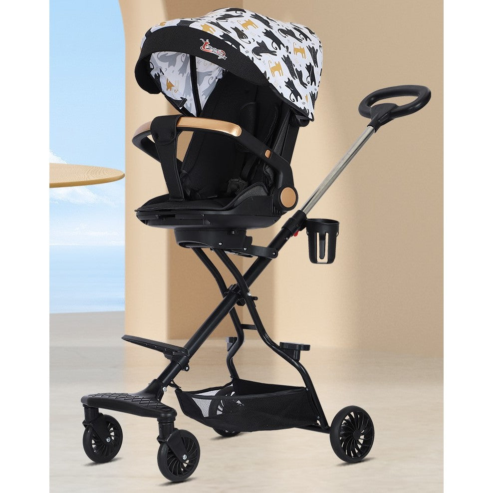 Cărucior sport 3in1, 6-36 luni , reversibil, pliabil, tăviță pentru masa, roti 360 si parasolar-Model Pisicute-Negru