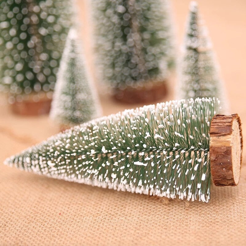 Brad Artificial de Crăciun Înzăpezit, Ornament pentru masa, pe suport de lemn, 20 cm