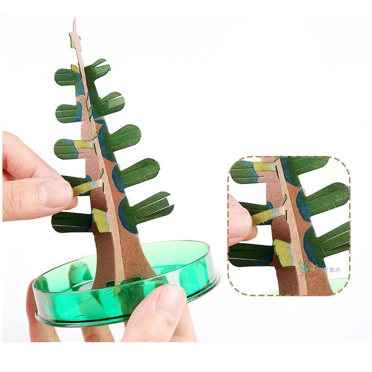 Jucarie Brad Magic Infloritor de Craciun, Crestere Lenta in 8-24 h, Decoratiune de Craciun, 16.5 x 9.5 x 9.5 cm