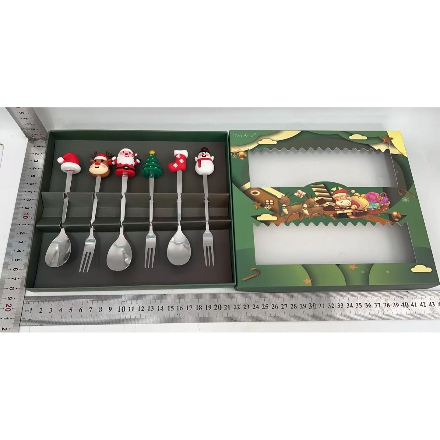 Set 6 Tacâmuri – Tematică Crăciun | 3 Linguri + 3 Furculițe cu Figurine | Oțel Inoxidabil 410 |- Argintiu