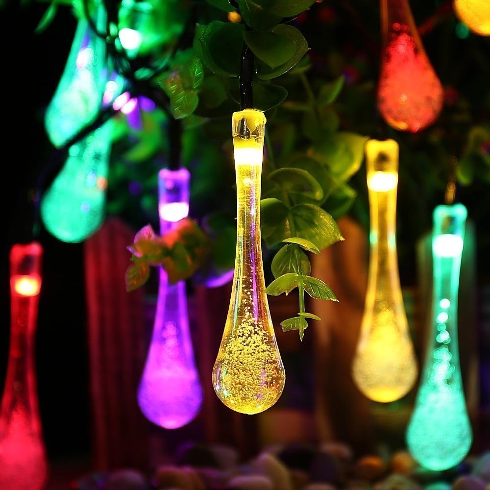 Instalație de Crăciun Solara, 5m , 28 LED-uri, Ornament tip picatura de apa, Lumina Multicolora