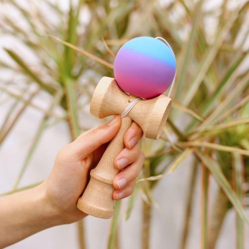 Jucărie KENDAMA din Lemn, 18 cm Gradient Roz-Mov-Albastru
