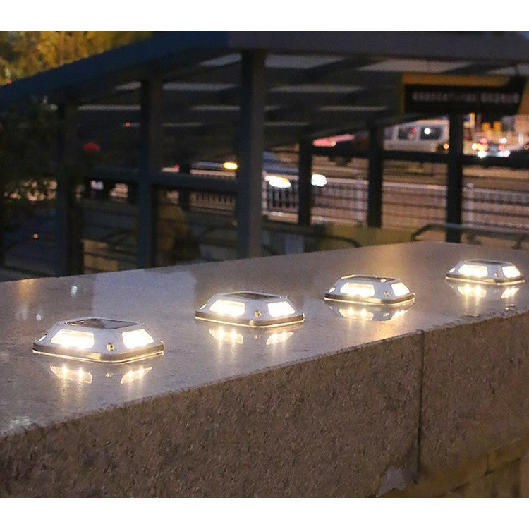 Lampa solara LED pentru grădină , 8 LED uri , prindere de perete sau împământare, ip65 , 9x9cm, Lumina Alb Rece