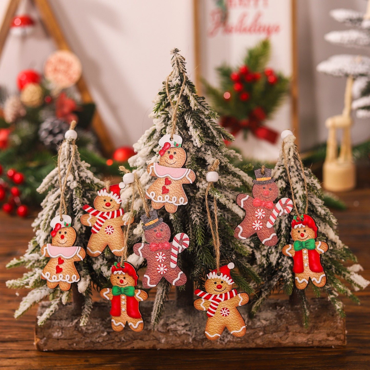 Set 12 Decorațiuni de Crăciun din Lemn - Temă Prajituri Omuleti