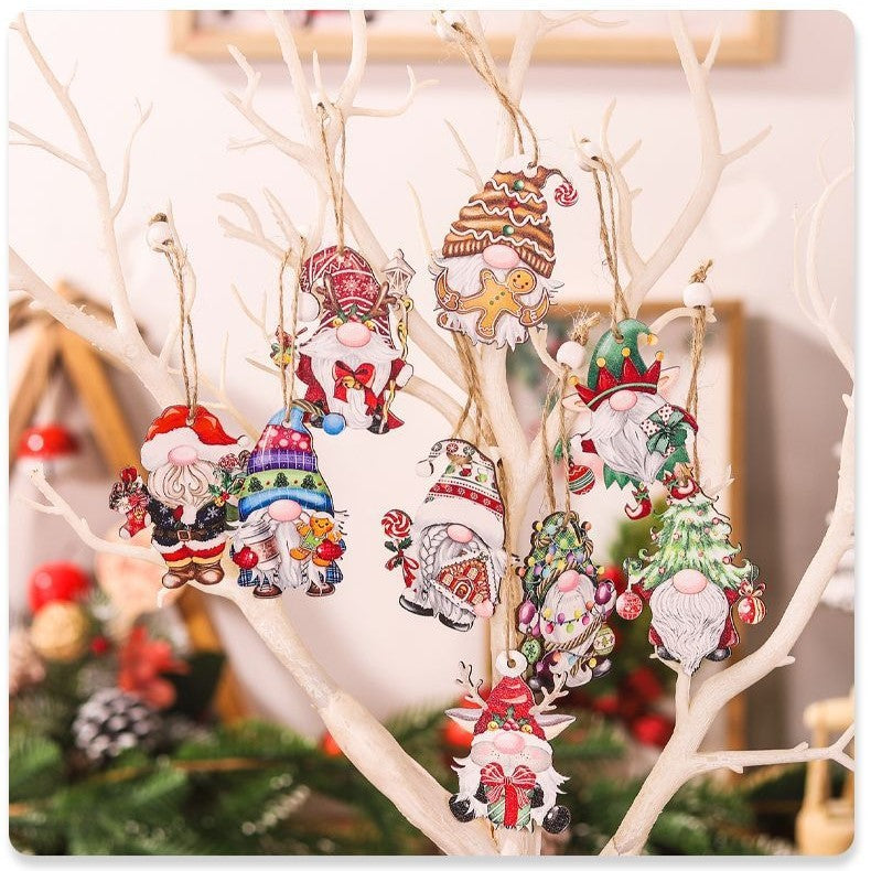 Set 18 Decorațiuni de Crăciun din Lemn - Gnomi Diferiți