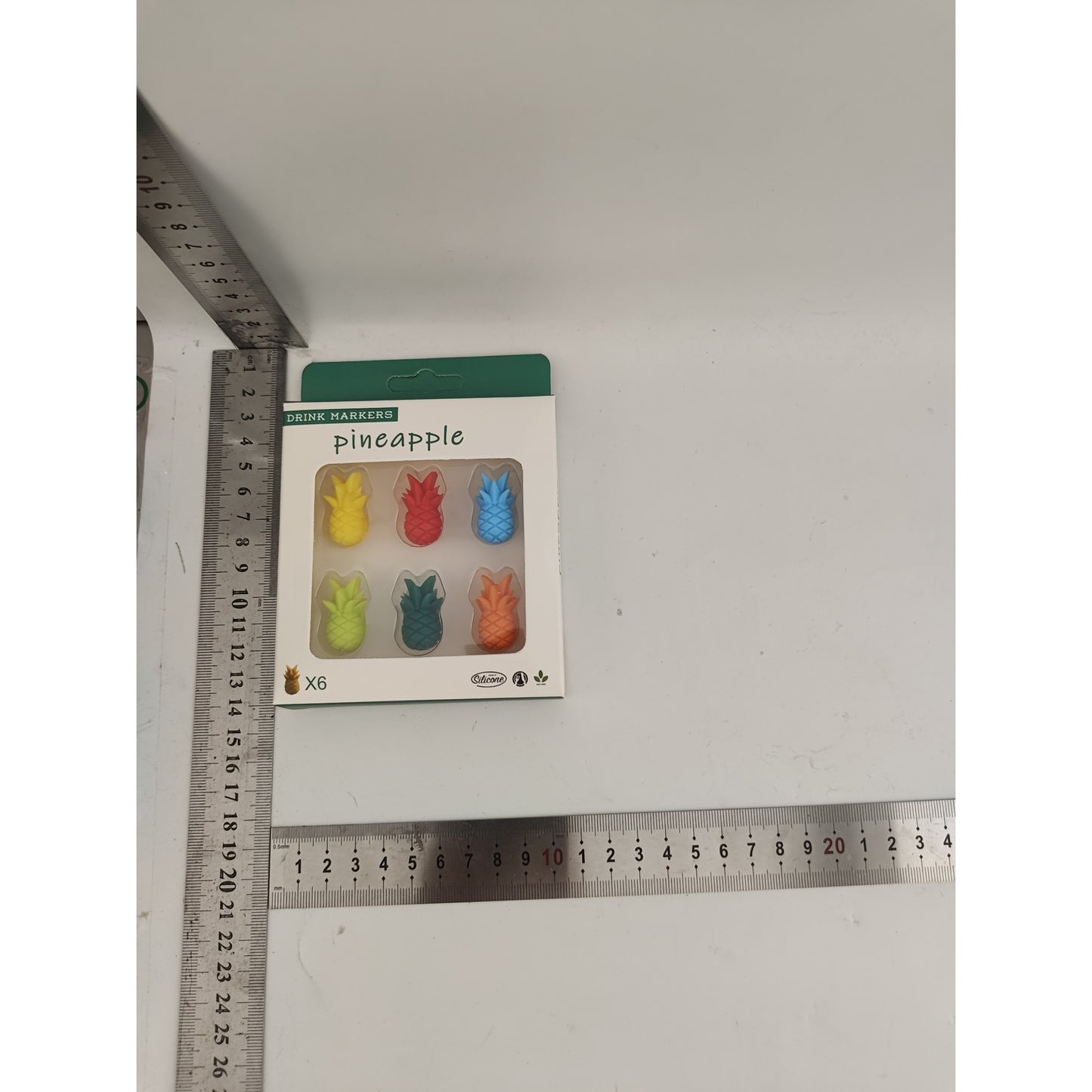 Set 6 accesorii pentru pahare din silicon, Ananas Multicolor