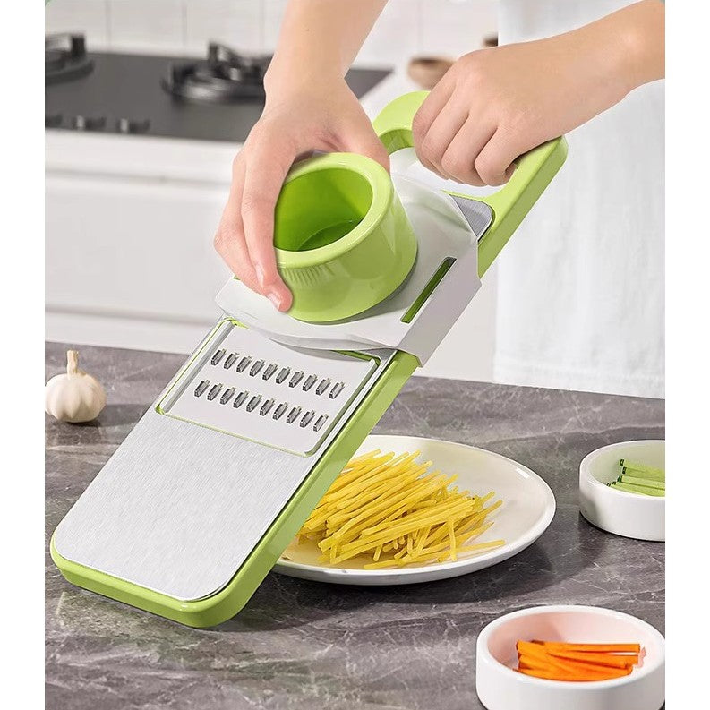 Set multifunctional din 7 piese , pentru tăierea si mărunțirea legumelor.