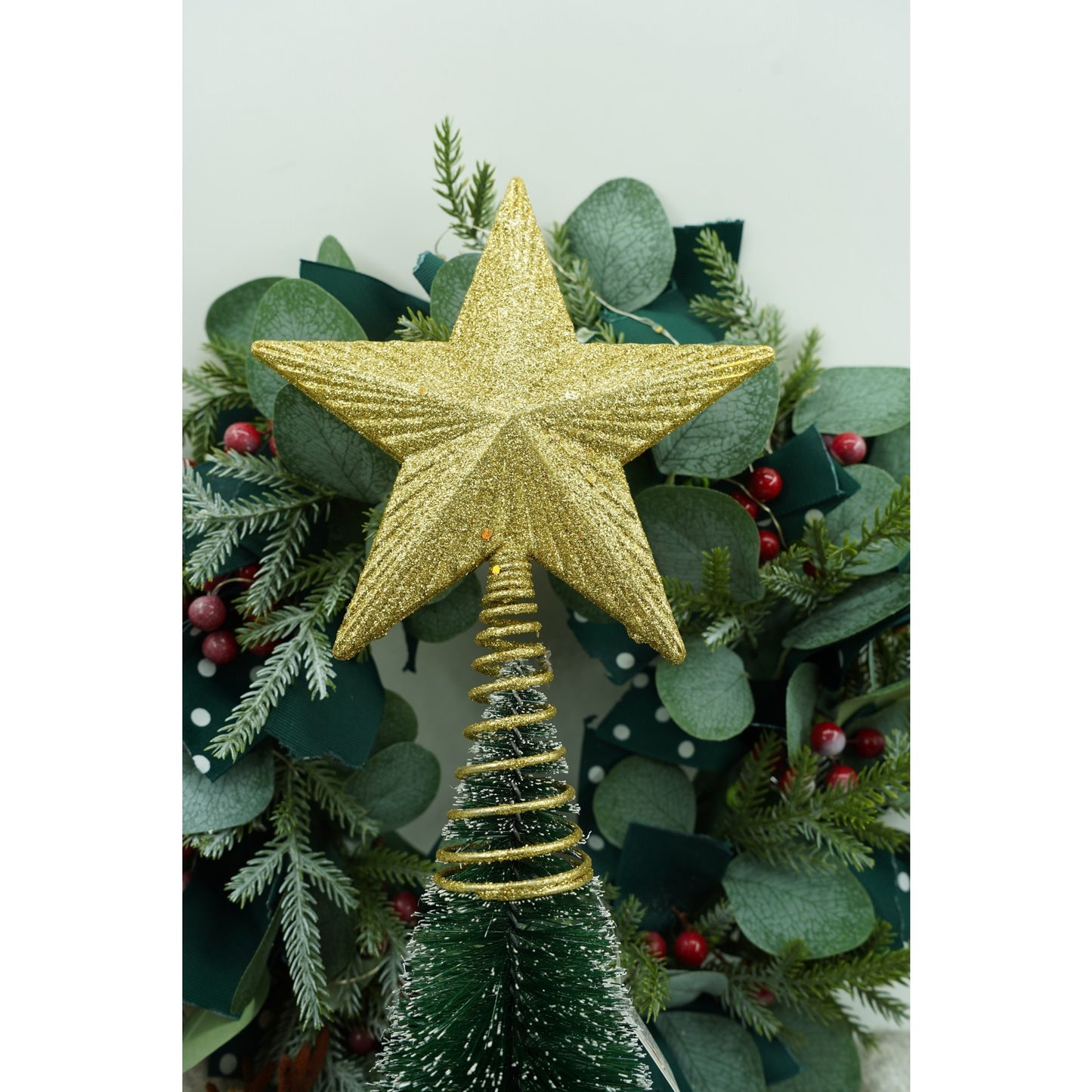 Vârf decorativ de brad , auriu in forma de stea, 21cm