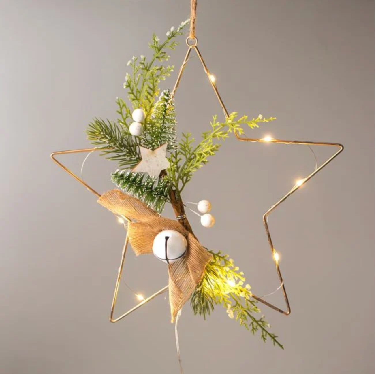 Stea Decorativa de Craciun Metalica cu Ramuri & Lumina 30x32cm