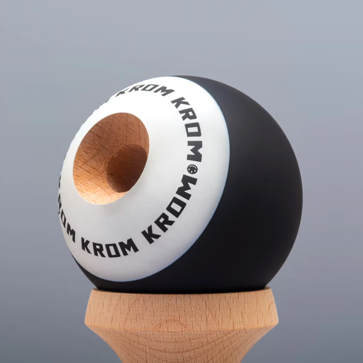 Kendama Krom Pop Originala - Negru