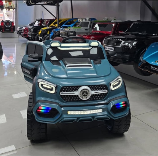 Mașină Electrică pentru Copii 1,5-8 ani Mercedes GLE Muzica, Lumini, Telecomandă, BT, 4 Motoare, 3 trepte de viteză -Albastru