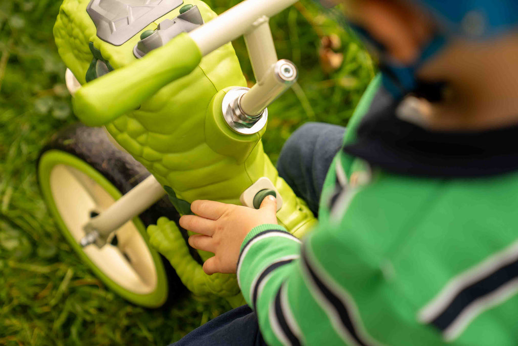 Bicicleta de echilibru pentru copii, model dinozaur, muzica, varsta 2-6 ani, roz