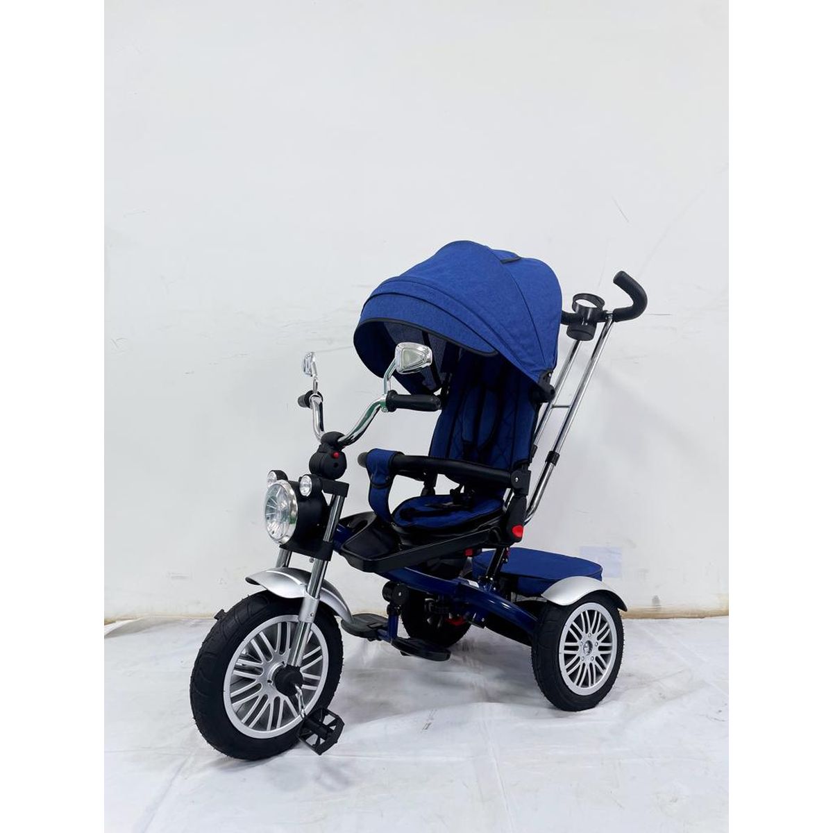 Triciclete tip motor cu scaun rotativ si pozitie de somn, 8 luni-3 ani