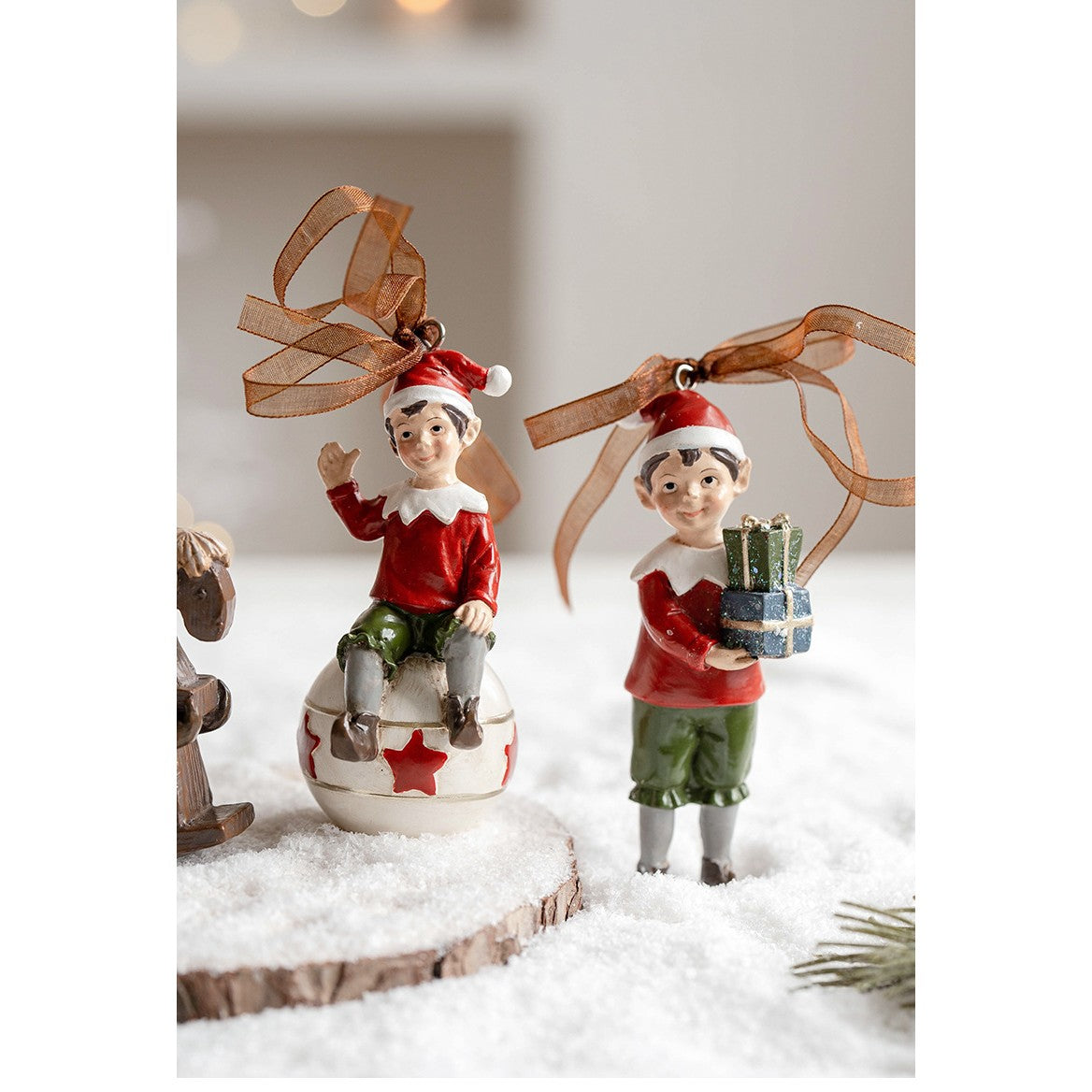 Decorațiune de Crăciun, pentru Brad, Model Elf pe Glob