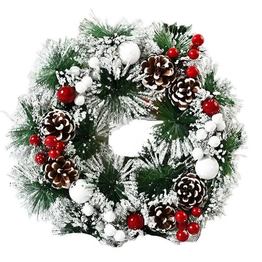 Coroniță pentru Crăciun decorată cu conuri, merișoare, globulețe albe si vârfuri ninse, 32 cm