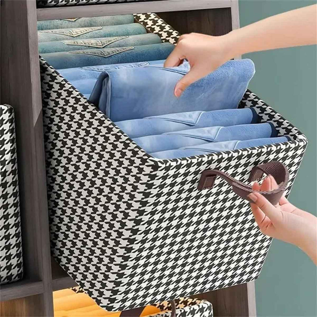 Cutie de depozitare pentru haine, lenjerie, șosete și sutiene - 7 compartimente, material textil