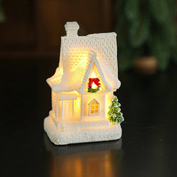 Decoratiune Ornament de Craciun, Casuta de Craciun din Rasina, Iluminata LED, 9 cm