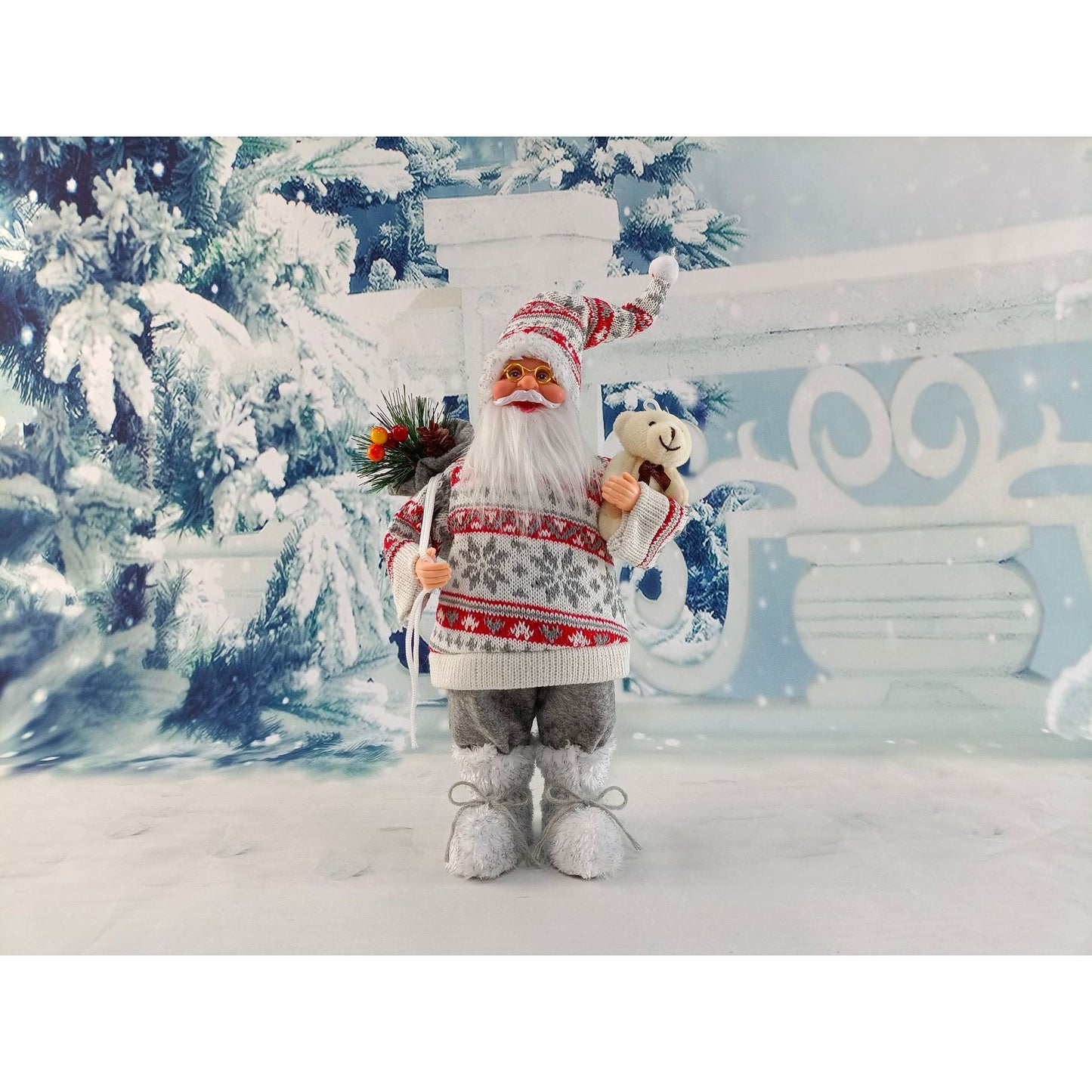 Figurină Decorativă Crăciun, Moș Crăciun cu Flori și Urs, 30cm